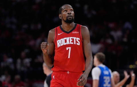 满冠体育下载-包含76人核心球员伤退，球队未来走势成疑，经济人员次数.的词条